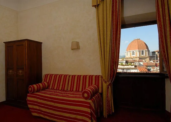 Otel Paris