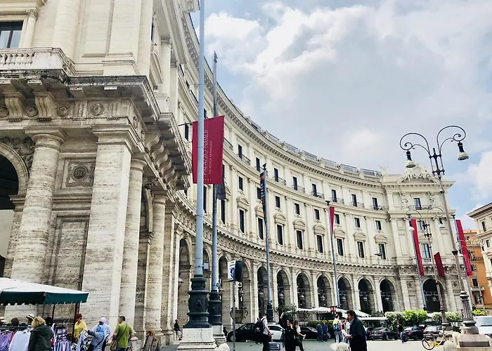 Paris Otel
